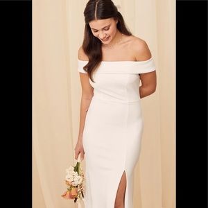 Aveline White Off-the-Shoulder Maxi Dress